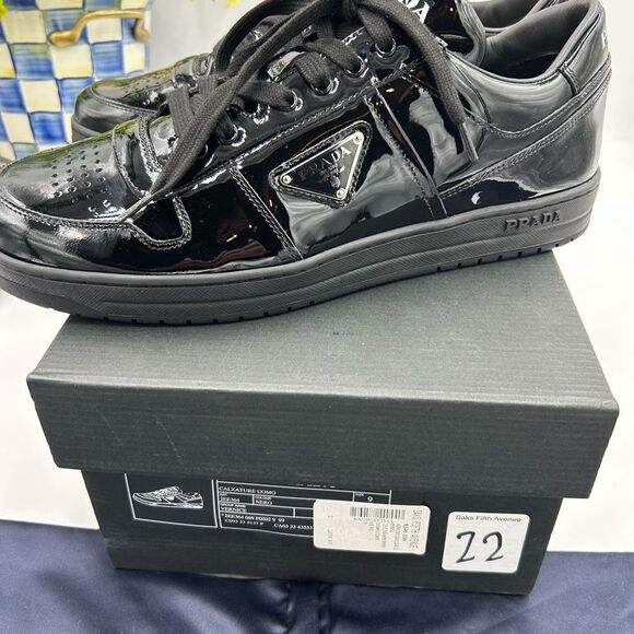 Men's Prada downtown patent leather triangle logo sneakers size 9, made in Italy - Picture 6 of 12